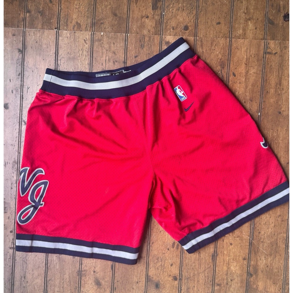 Vtg New Jersey Nets Shorts Mens XLarge Red NBA Basketball Script Mesh Nike Team